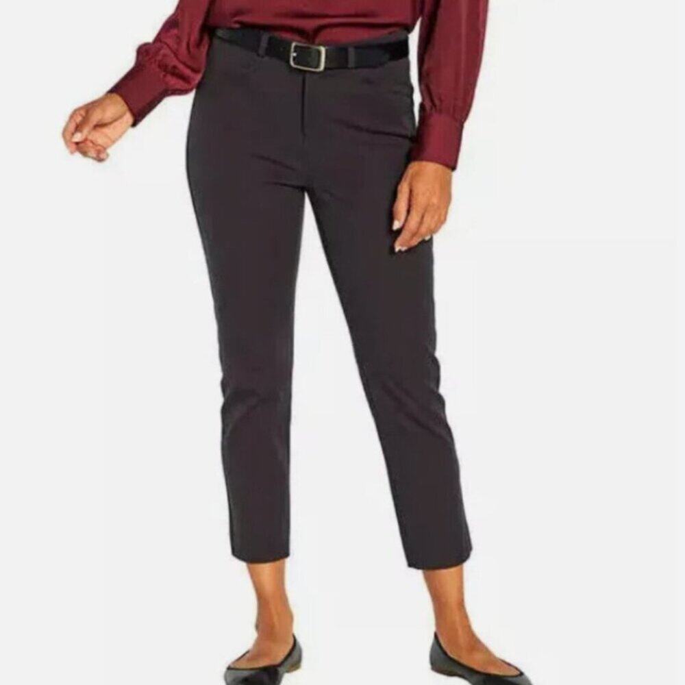 Banana Republic Women's Black Slim Straight Capri Pant Size 10